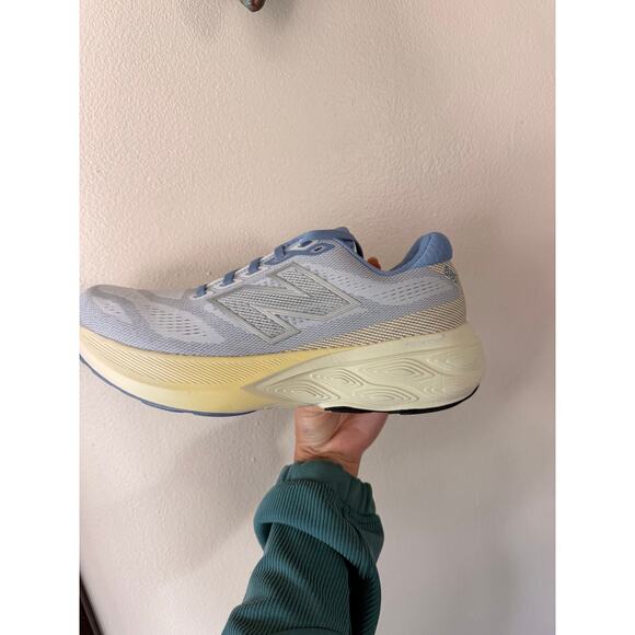 New Balance Fresh Foam 880v15 Women's Running Shoes Grey grey Size 9.5 - Picture 3 of 5